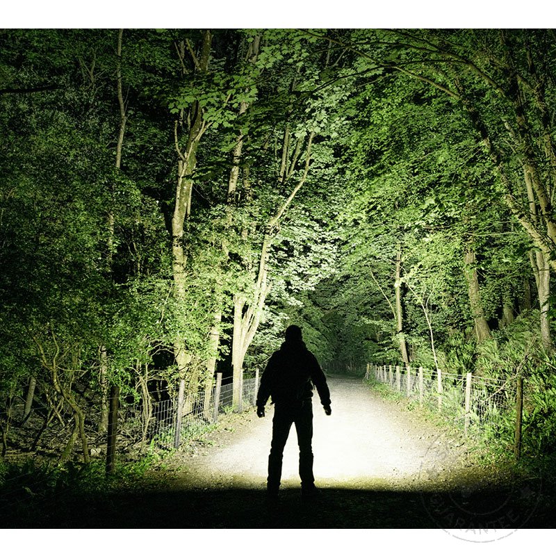 NITECORE EDC37 8000lm - Zaklamp