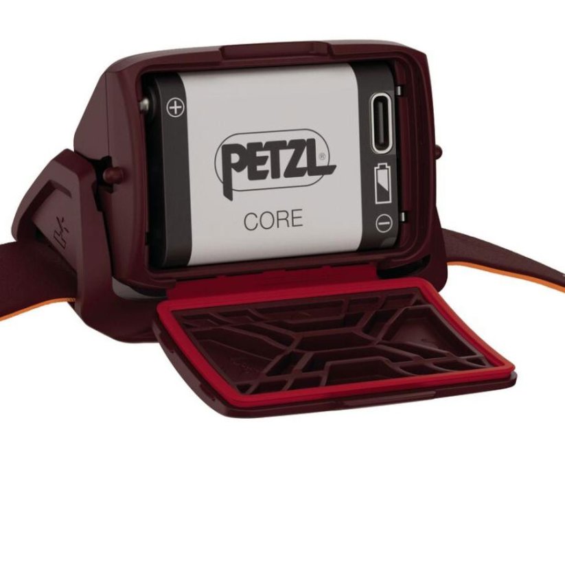 čelovka PETZL Actik Core 625 red