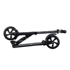Тротинетката MICRO Suspension 200mm black