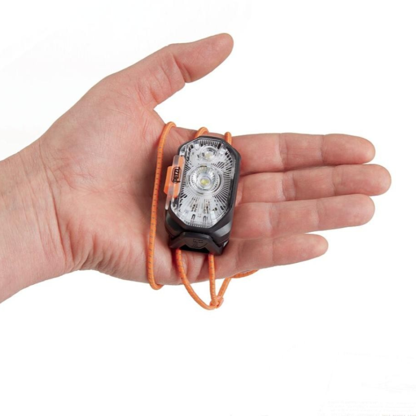 čelovka PETZL Swift LT 380lm black