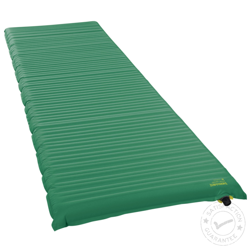 Надуваем матрак Thermarest NeoAir Venture green