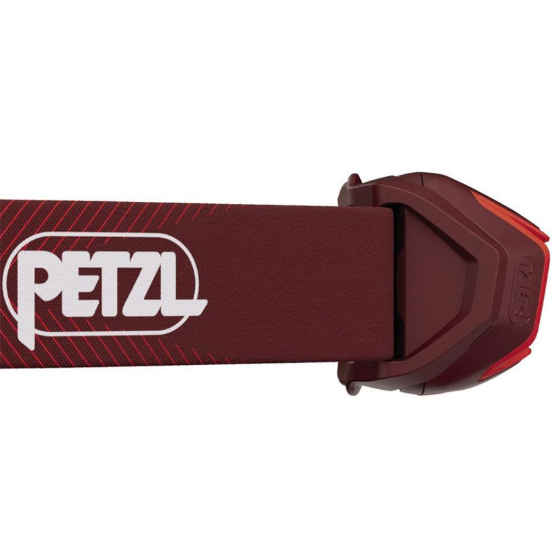 čelovka PETZL Actik Core 625 red