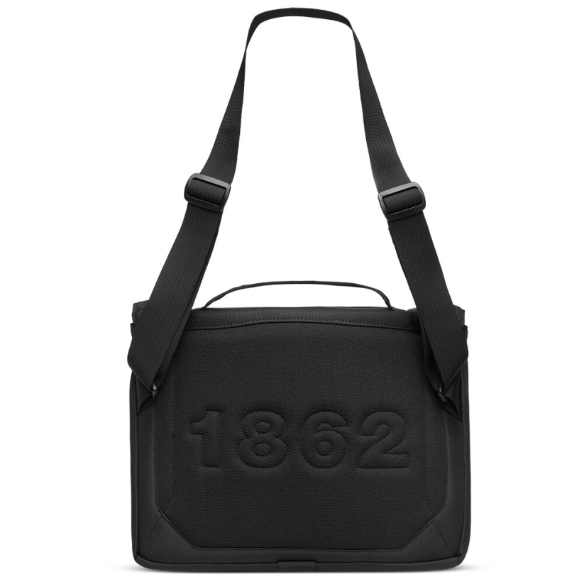 kapsička MAMMUT Xeron Messenger 8 Black