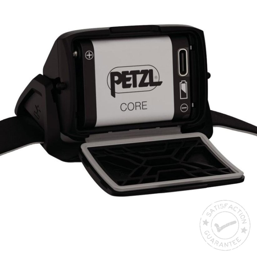 PETZL Actik Core 625 nero - Lampada frontale
